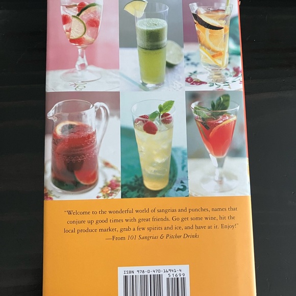 101 Sangrias & Pitcher Drinks - Picture 2 of 8